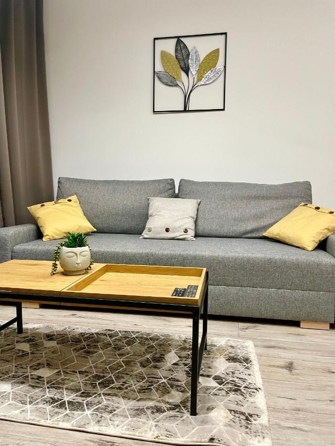 Apartments Sleep & Go Modlin Airport Nowy Dwór Mazowiecki Exterior foto